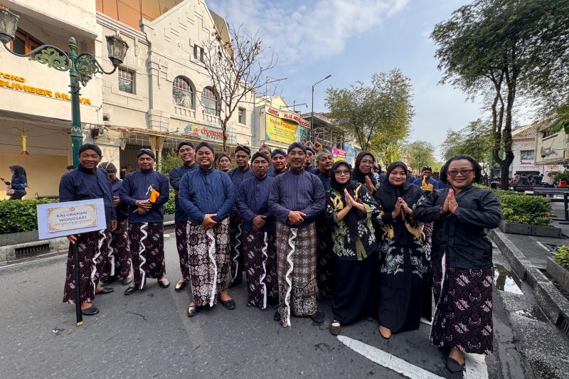 Kalurahan Wonosari Ikuti Kirab Budaya HUT ke-80 Sultan HB X di Yogyakarta